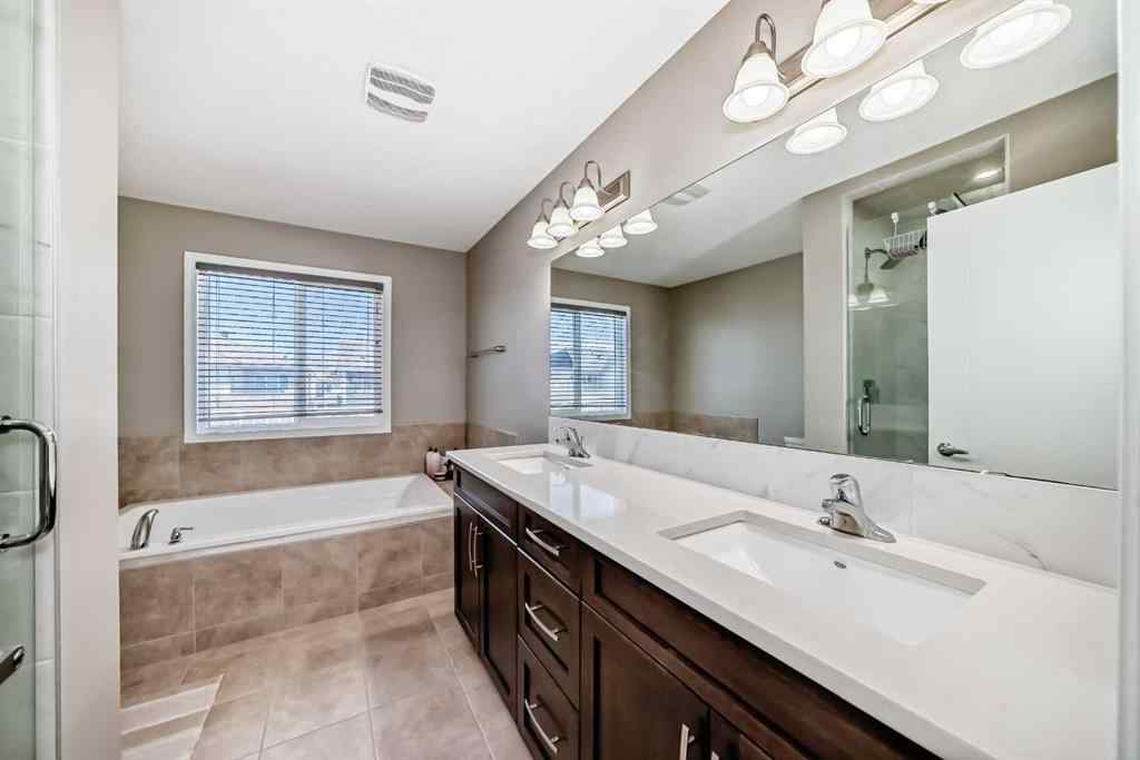 MLS® A2245432 - 48 Yorkville Avenue SW in Yorkville Calgary, Residential