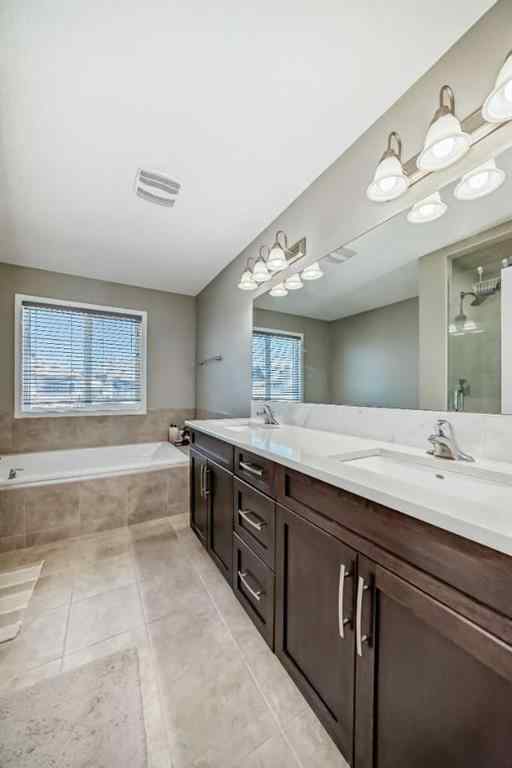 MLS® A2245432 - 48 Yorkville Avenue SW in Yorkville Calgary, Residential