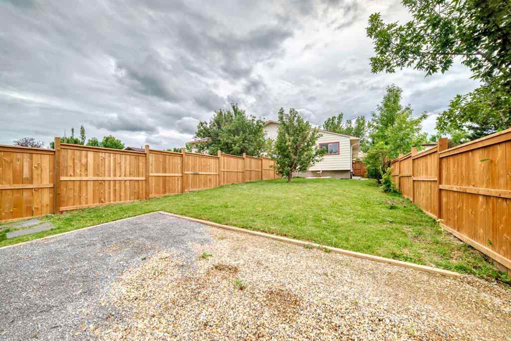 MLS® A2245438 - 28 Berkley Close NW in Beddington Heights Calgary, Residential