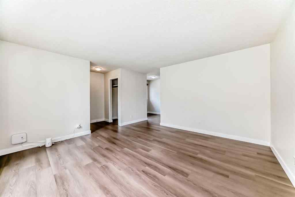 MLS® A2245438 - 28 Berkley Close NW in Beddington Heights Calgary, Residential