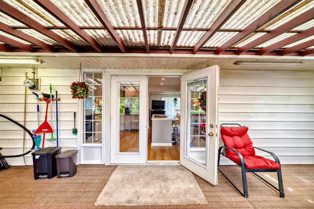 MLS® A2245459 - 35 Pensville Road SE in Penbrooke Meadows Calgary, Residential