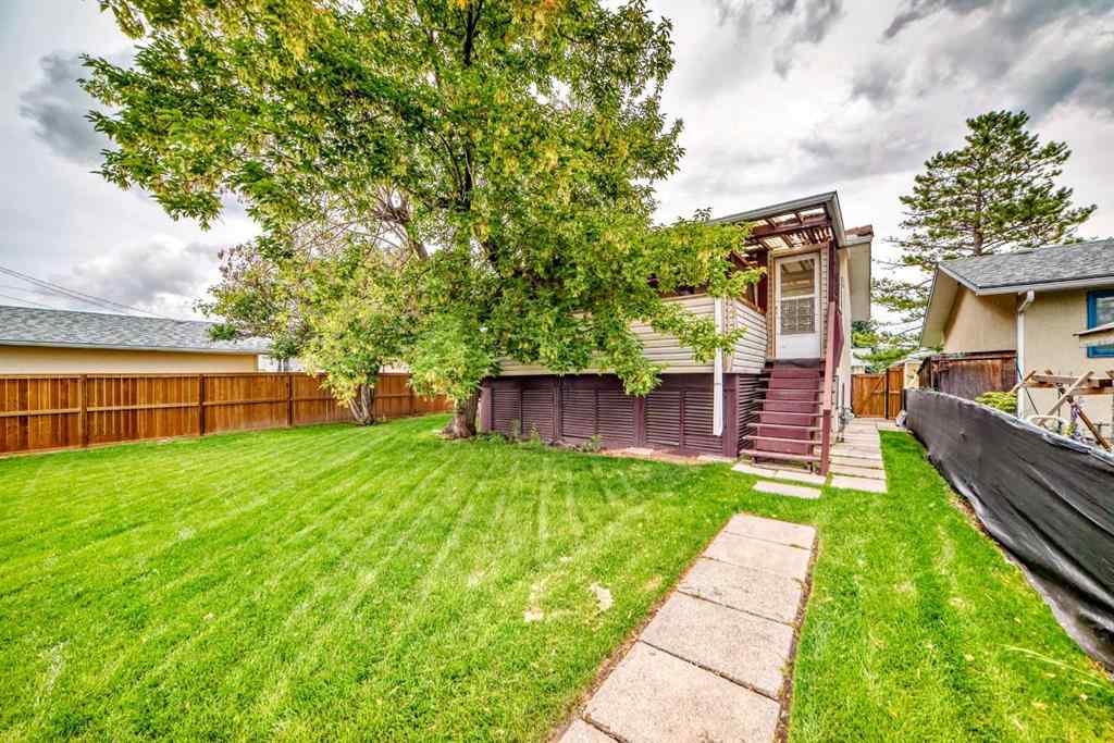 MLS® A2245459 - 35 Pensville Road SE in Penbrooke Meadows Calgary, Residential