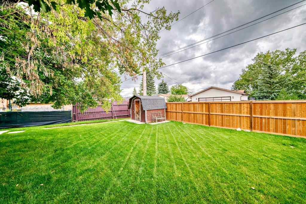 MLS® A2245459 - 35 Pensville Road SE in Penbrooke Meadows Calgary, Residential