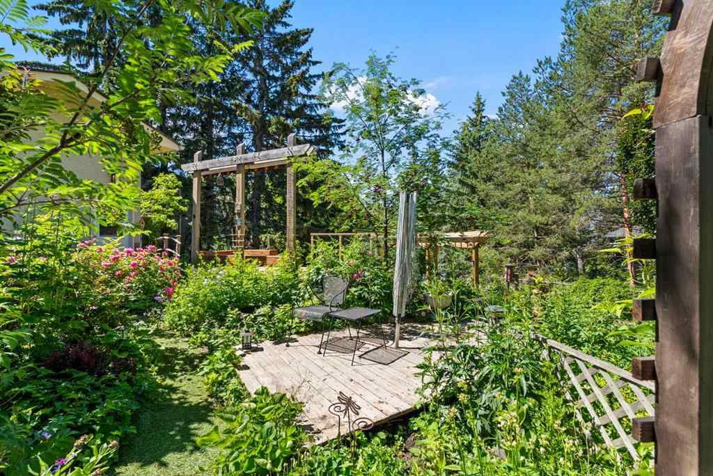 MLS® A2245460 - 210 Dalgleish Bay NW in Dalhousie Calgary, Residential