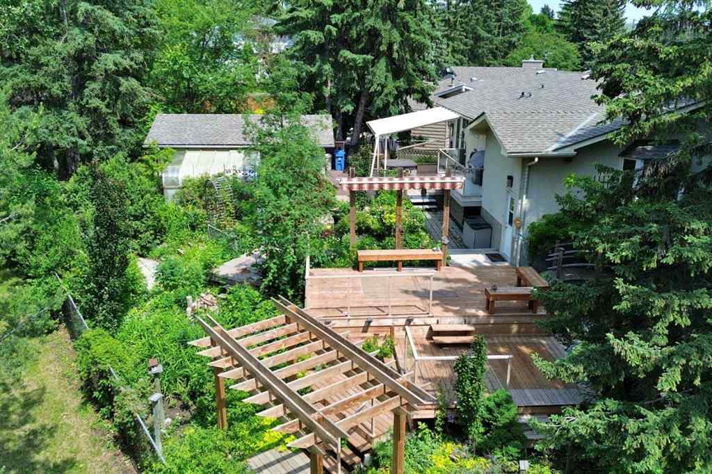 MLS® A2245460 - 210 Dalgleish Bay NW in Dalhousie Calgary, Residential