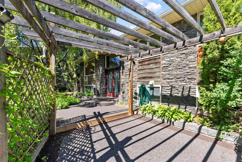 MLS® A2245460 - 210 Dalgleish Bay NW in Dalhousie Calgary, Residential