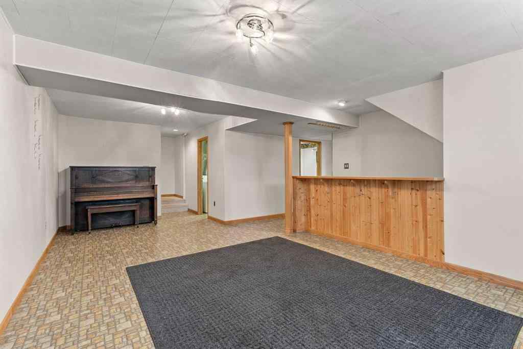 MLS® A2245460 - 210 Dalgleish Bay NW in Dalhousie Calgary, Residential