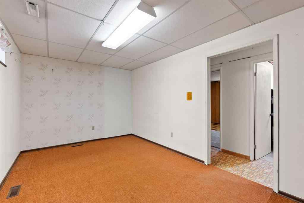 MLS® A2245460 - 210 Dalgleish Bay NW in Dalhousie Calgary, Residential
