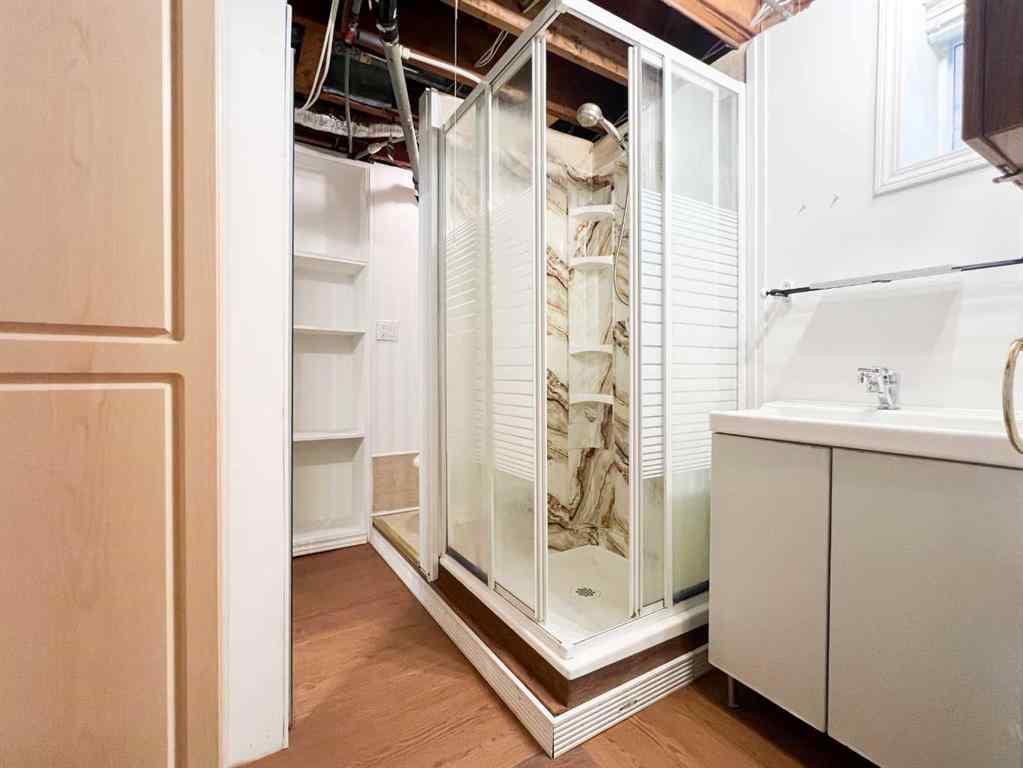 MLS® A2245468 - 85 Malibou Road SW in Meadowlark Park Calgary, Residential