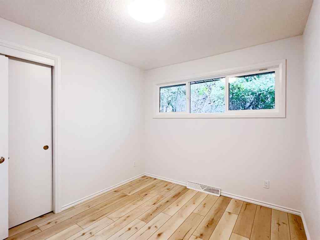 MLS® A2245468 - 85 Malibou Road SW in Meadowlark Park Calgary, Residential
