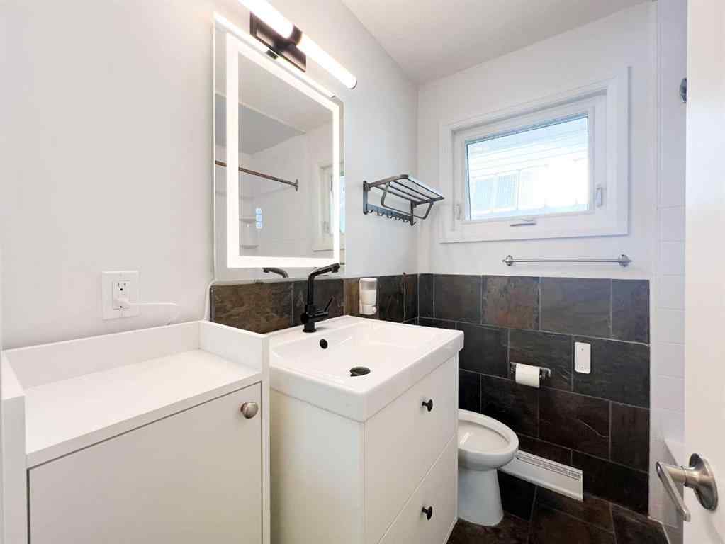 MLS® A2245468 - 85 Malibou Road SW in Meadowlark Park Calgary, Residential