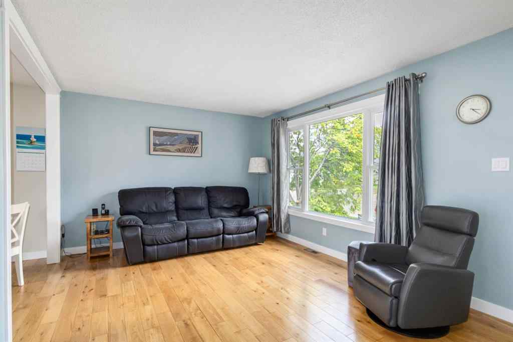 MLS® A2245469 - 129 Ermine Crescent  in Thickwood Fort McMurray, Residential