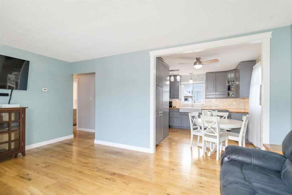 MLS® A2245469 - 129 Ermine Crescent  in Thickwood Fort McMurray, Residential