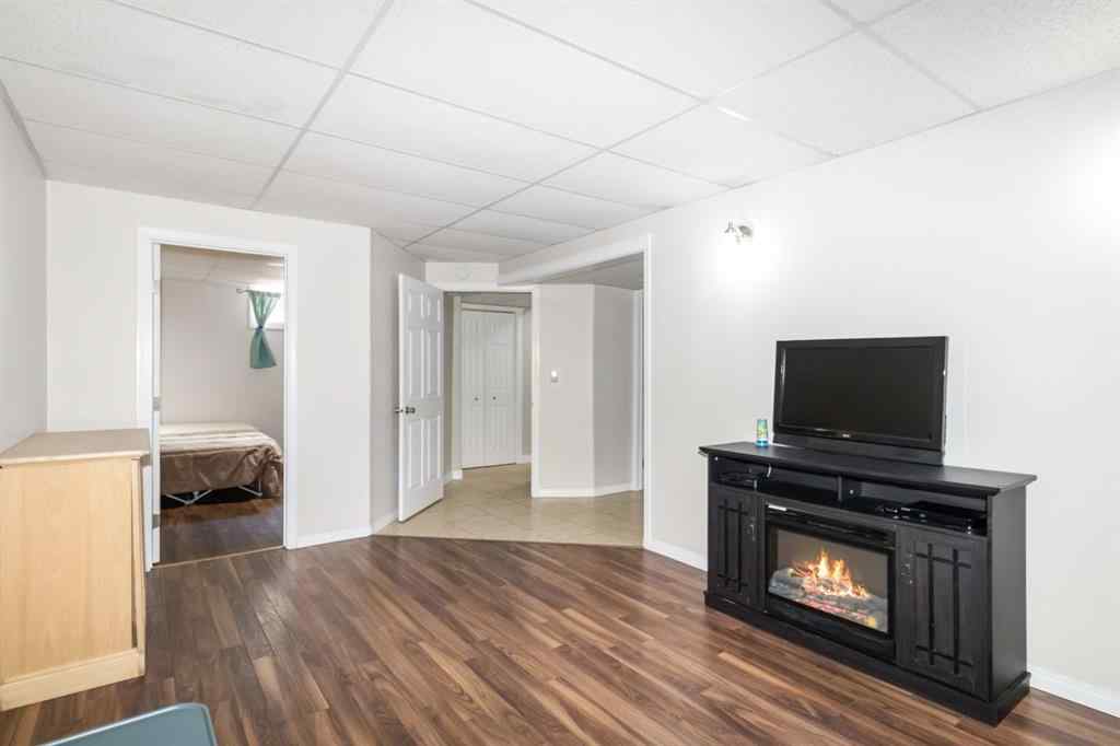 MLS® A2245469 - 129 Ermine Crescent  in Thickwood Fort McMurray, Residential