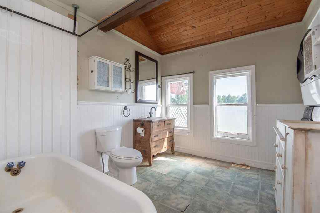 MLS® A2245473 - 39511 Range Road 40 Range  in NONE Rural Lacombe County, Residential