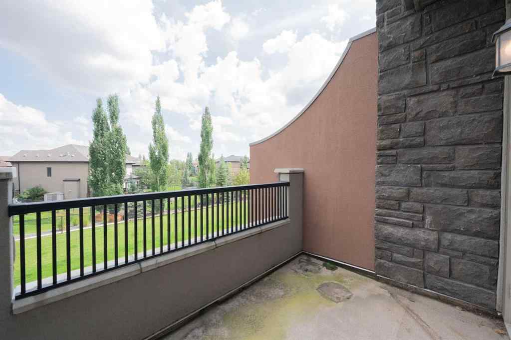 MLS® A2245476 - 22 Quarry Lane SE in Douglasdale/Glen Calgary, Residential