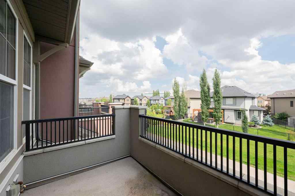 MLS® A2245476 - 22 Quarry Lane SE in Douglasdale/Glen Calgary, Residential