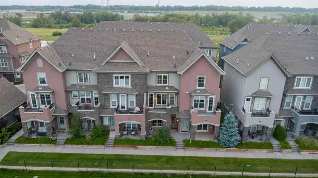 MLS® A2245476 - 22 Quarry Lane SE in Douglasdale/Glen Calgary, Residential