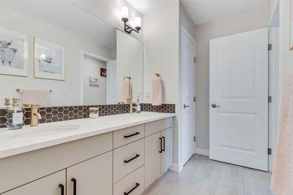 MLS® A2245482 - 99 Legacy Glen Terrace SE in Legacy Calgary, Residential