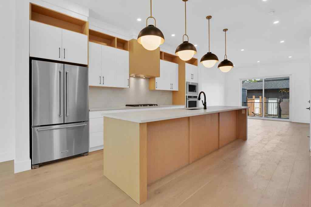MLS® A2245496 - 432 23 Avenue NW in Mount Pleasant Calgary, Residential