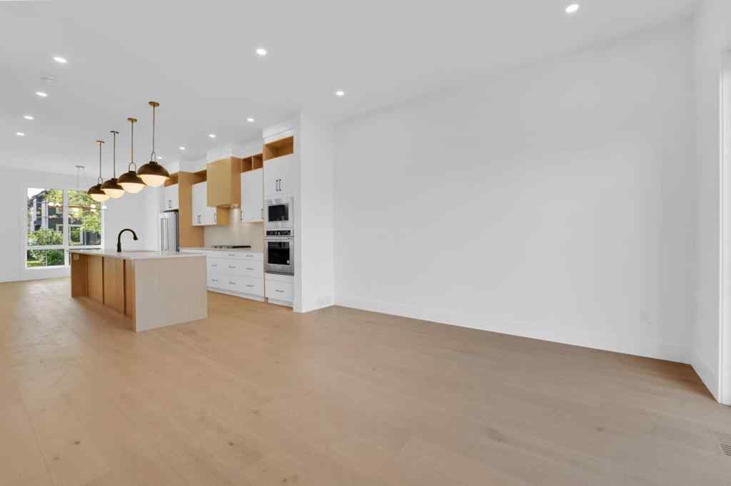 MLS® A2245496 - 432 23 Avenue NW in Mount Pleasant Calgary, Residential