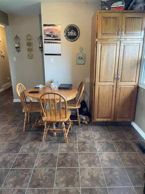 MLS® A2245498 - 1286 Crockford Crescent NW in Northwest Crescent Heights Medicine Hat, Residential