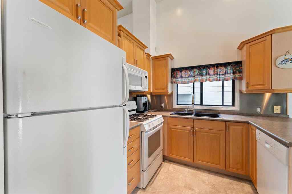 MLS® A2245509 - 79 Templegreen Place NE in Temple Calgary, Residential
