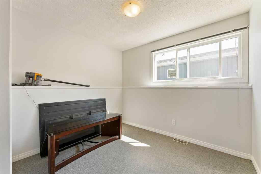 MLS® A2245509 - 79 Templegreen Place NE in Temple Calgary, Residential