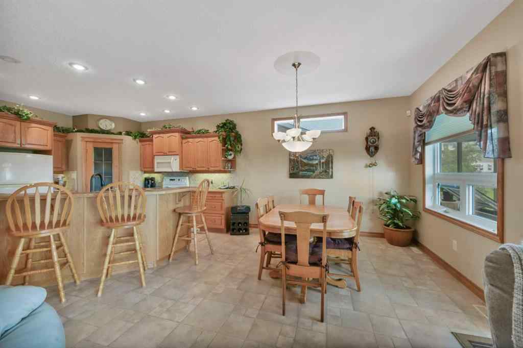 MLS® A2245511 - 160 Daniel Crescent  in Devonshire Red Deer, Residential