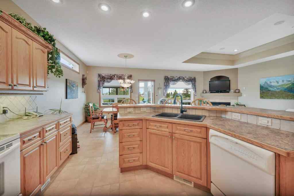 MLS® A2245511 - 160 Daniel Crescent  in Devonshire Red Deer, Residential