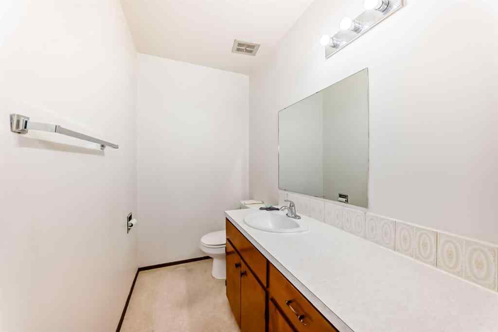 MLS® A2245518 - 6203 Rundlehorn Drive NE in Pineridge Calgary, Residential