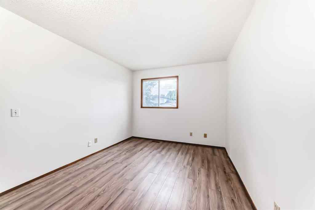MLS® A2245518 - 6203 Rundlehorn Drive NE in Pineridge Calgary, Residential