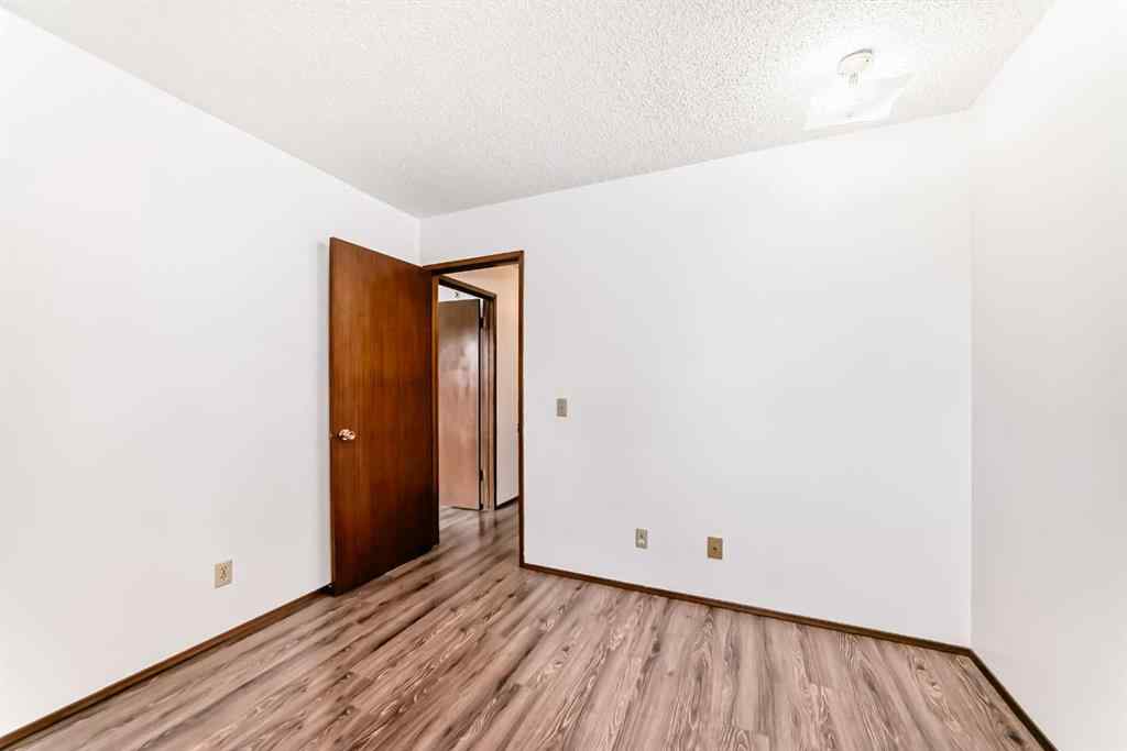 MLS® A2245518 - 6203 Rundlehorn Drive NE in Pineridge Calgary, Residential