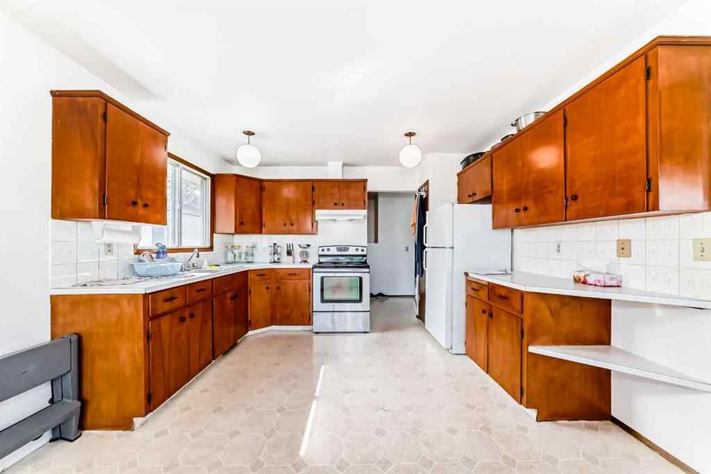 MLS® A2245518 - 6203 Rundlehorn Drive NE in Pineridge Calgary, Residential