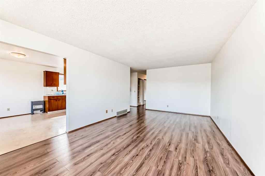 MLS® A2245518 - 6203 Rundlehorn Drive NE in Pineridge Calgary, Residential