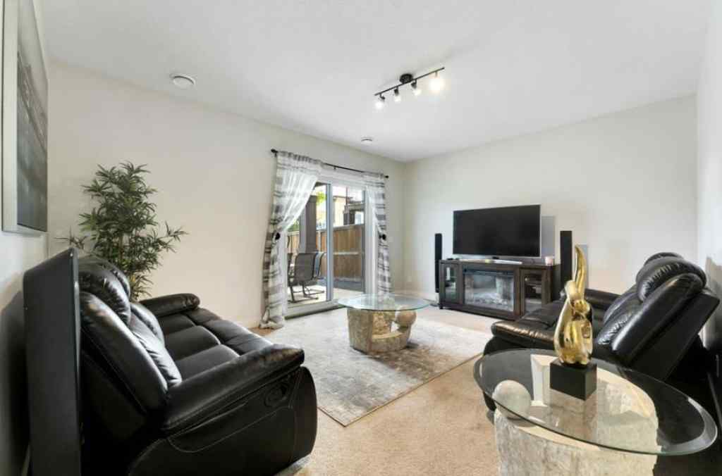 MLS® A2245526 - 117 rainbow falls Heath  in Rainbow Falls Chestermere, Residential