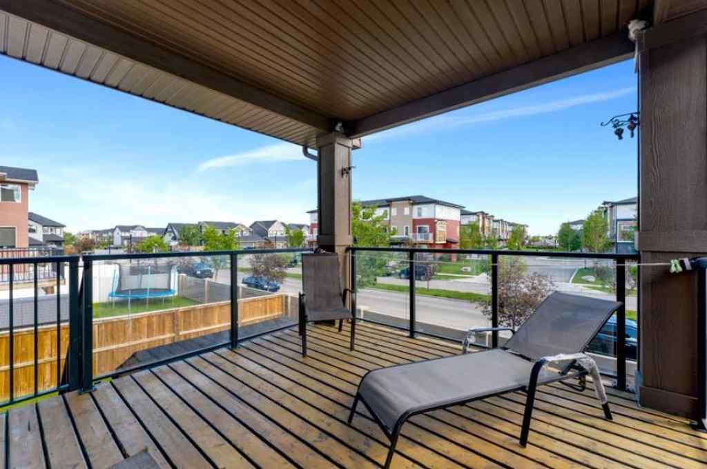 MLS® A2245526 - 117 rainbow falls Heath  in Rainbow Falls Chestermere, Residential