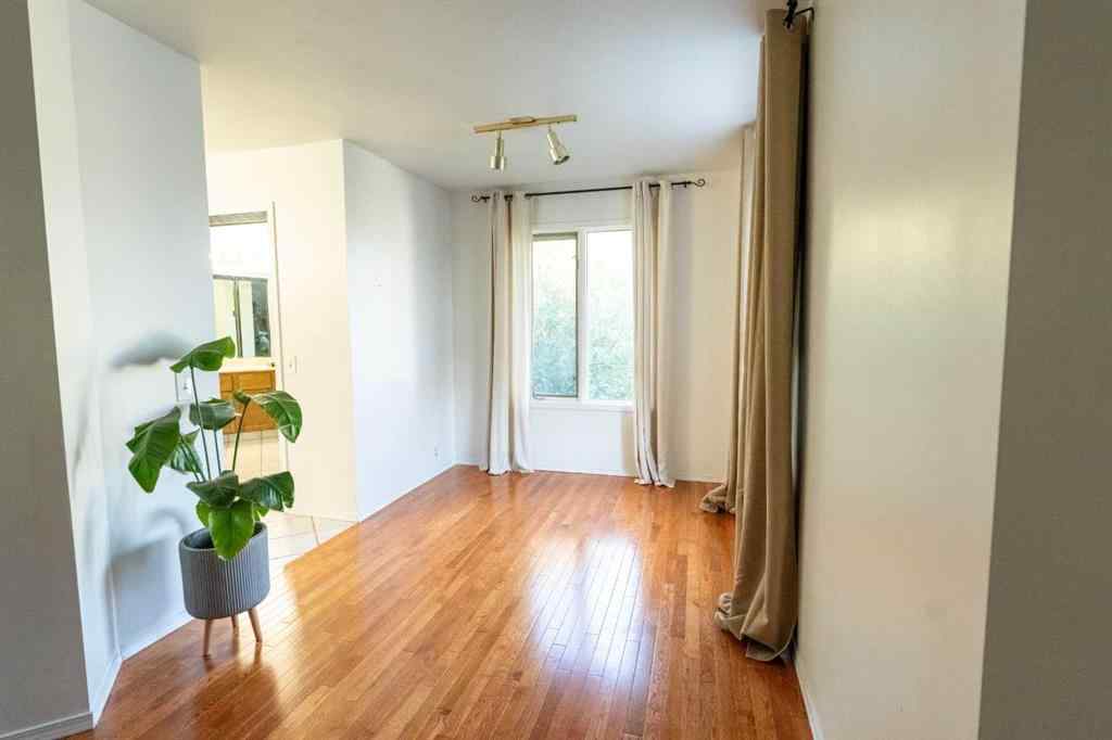 MLS® A2245531 - 33 Sundown Close SE in Sundance Calgary, Residential