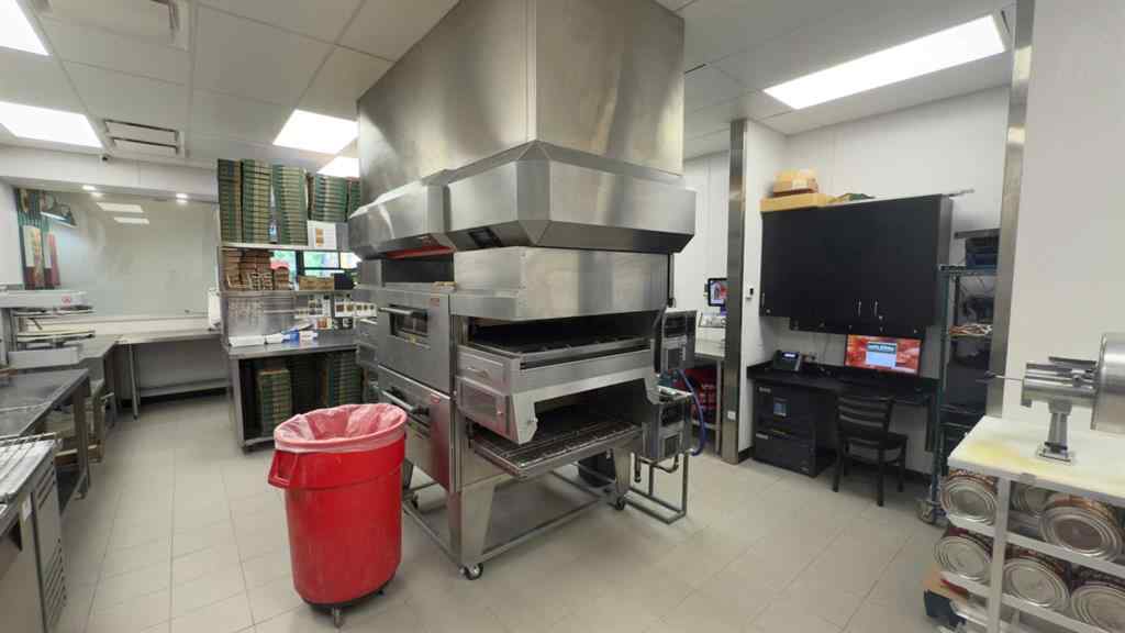 MLS® A2245535 -     in  Calgary, Commercial
