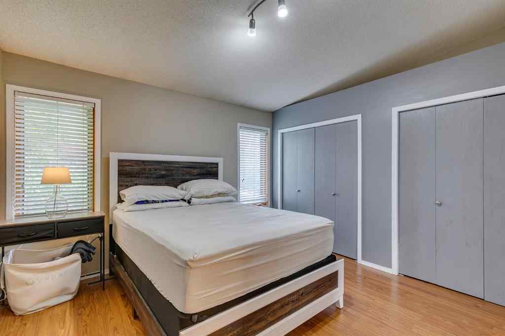 MLS® A2245536 - 158 Riverglen Close SE in Riverbend Calgary, Residential