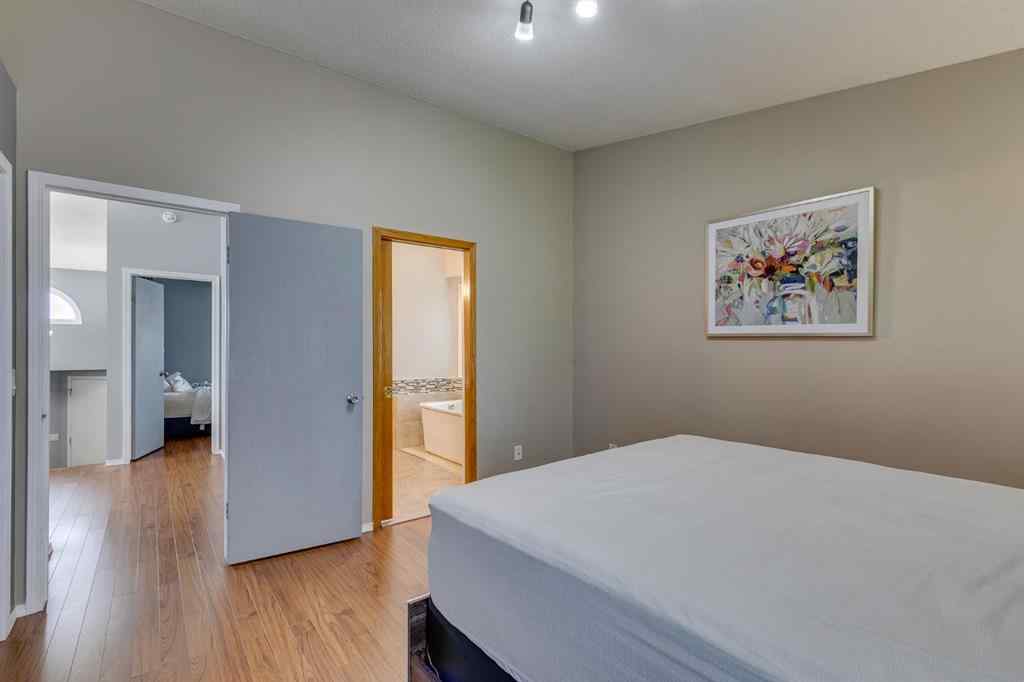 MLS® A2245536 - 158 Riverglen Close SE in Riverbend Calgary, Residential