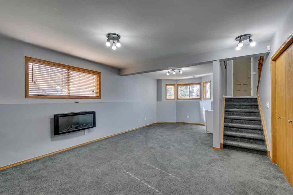 MLS® A2245536 - 158 Riverglen Close SE in Riverbend Calgary, Residential