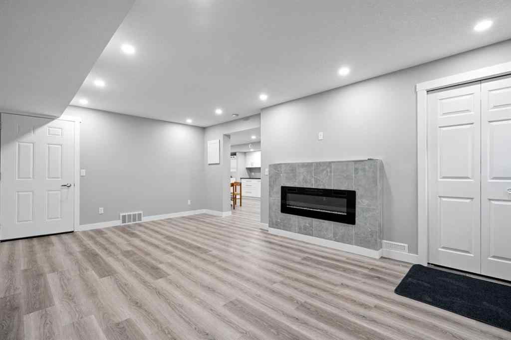 MLS® A2245538 - 23 deerbrook Road SE in Deer Run Calgary, Residential