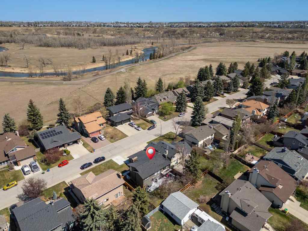MLS® A2245538 - 23 deerbrook Road SE in Deer Run Calgary, Residential