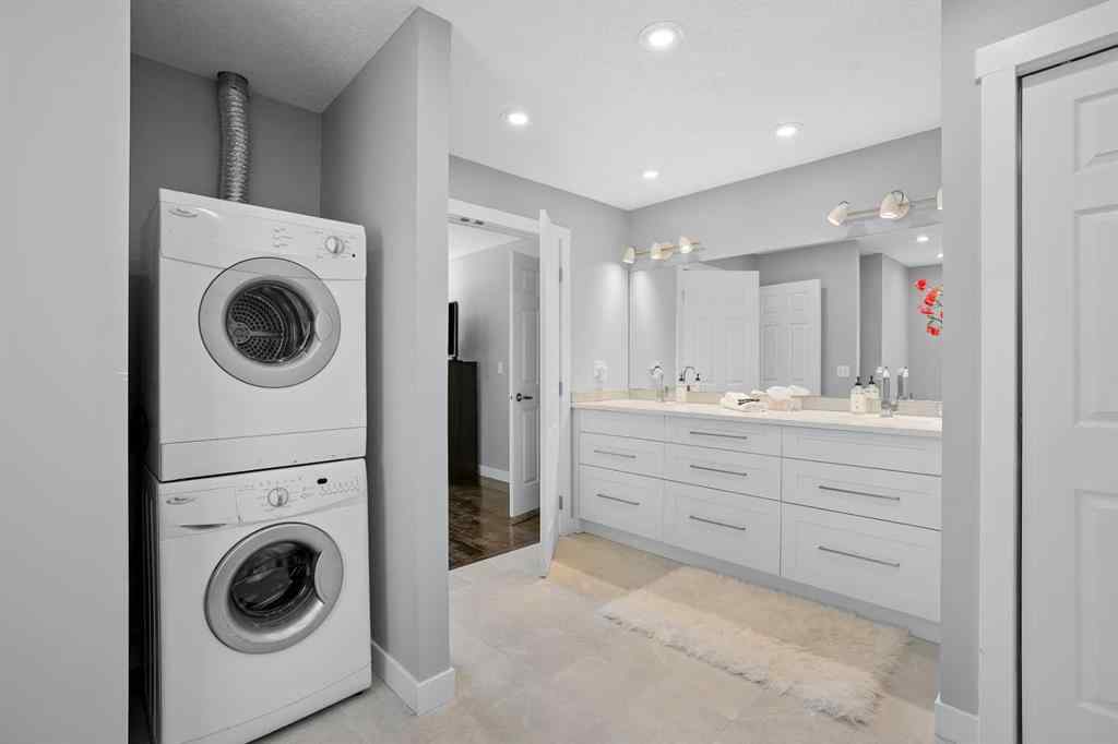 MLS® A2245538 - 23 deerbrook Road SE in Deer Run Calgary, Residential