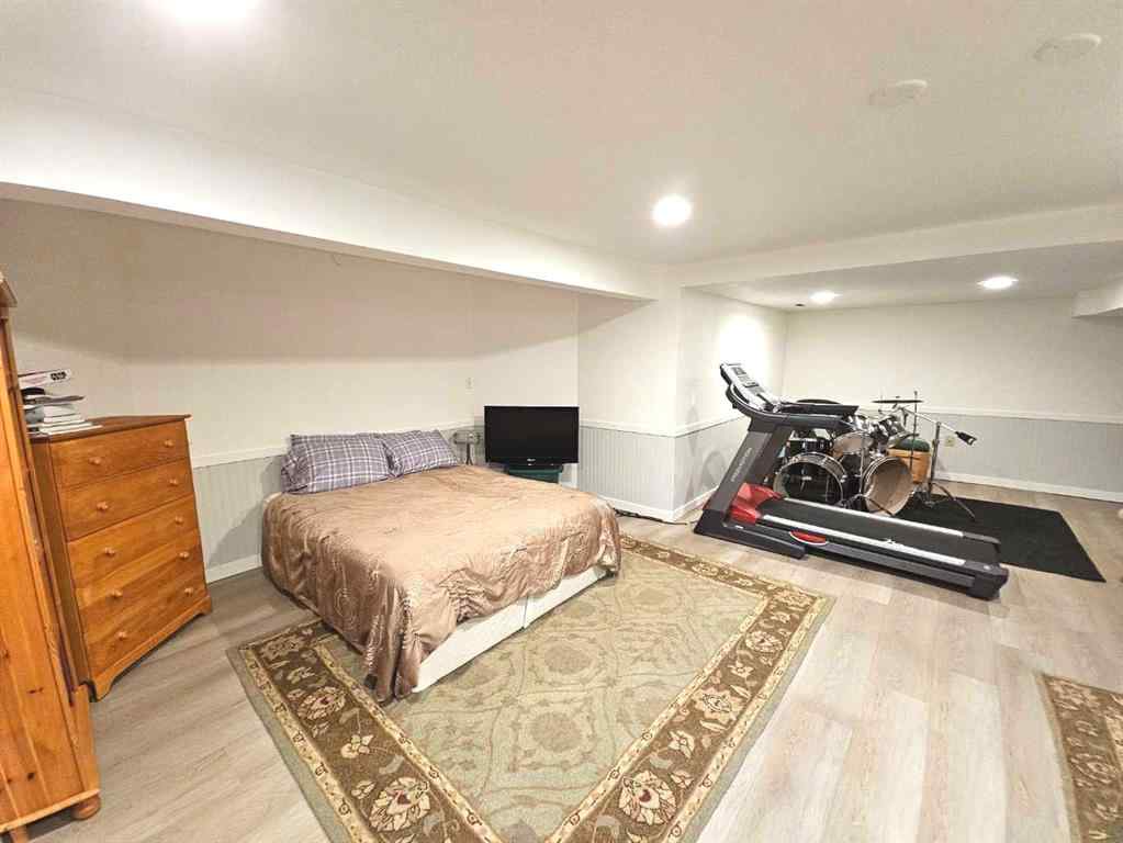 MLS® A2245539 - 125 Sherwood Place W in Ridgewood Lethbridge, Residential