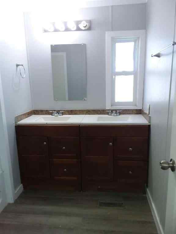 MLS® A2245548 - 129 Sunset Way NE in North Central High River High River, Mobile
