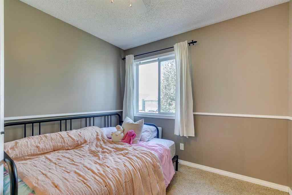 MLS® A2245552 - 30 Auburn Bay View SE in Auburn Bay Calgary, Residential
