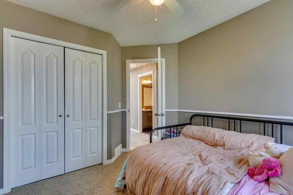 MLS® A2245552 - 30 Auburn Bay View SE in Auburn Bay Calgary, Residential