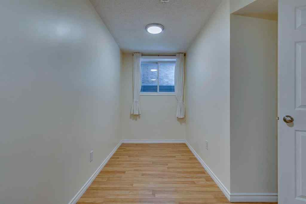 MLS® A2245552 - 30 Auburn Bay View SE in Auburn Bay Calgary, Residential